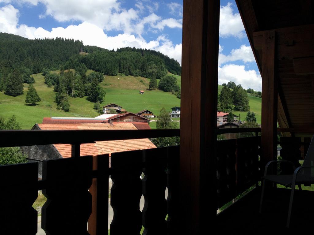 Bergquell Tirol Lägenhet Jungholz Exteriör bild